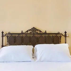 lets-bb.taorminaitalyhotels.com/
