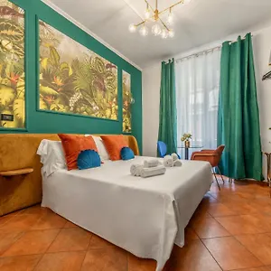 colosseo-relais.it-romehotels.com/