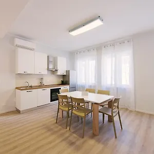 Πανσιόν La Casetta Di Lina And