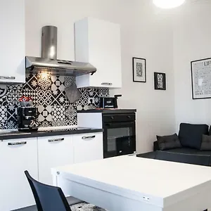 catania-over-time-rooms.taorminaitalyhotels.com/